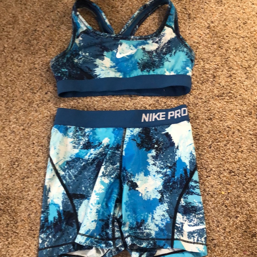 NIKE TOP AND SHORTS SET (will sell separately)